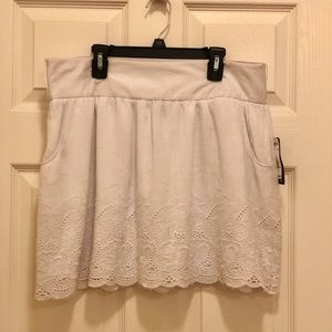 Kohl’s White Lace Skirt